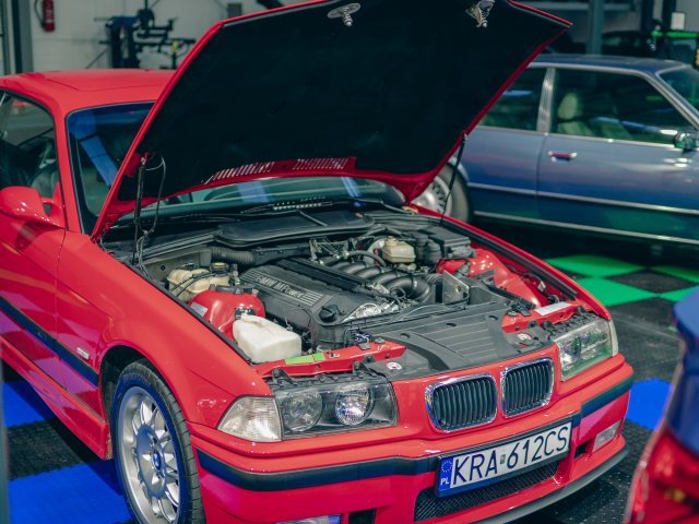 BMW service photo 1