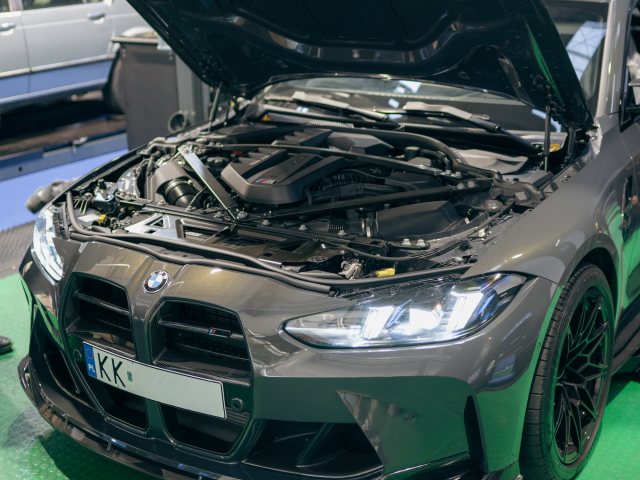 BMW service photo 9